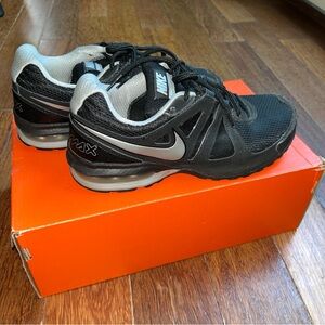 Youth NIKE AIR MAX LIMITLESS (GS) Boy5.5/Women7 Black/Metallic Silver 454510003